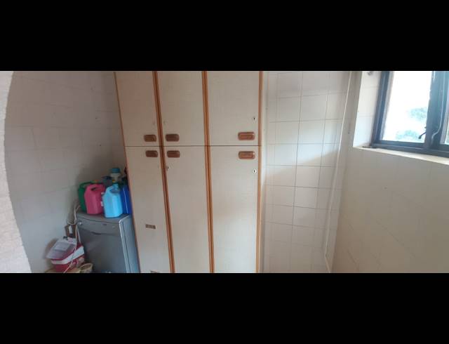 3 BEDROOM FREEHOLD FOR SALE IN GLENMORE